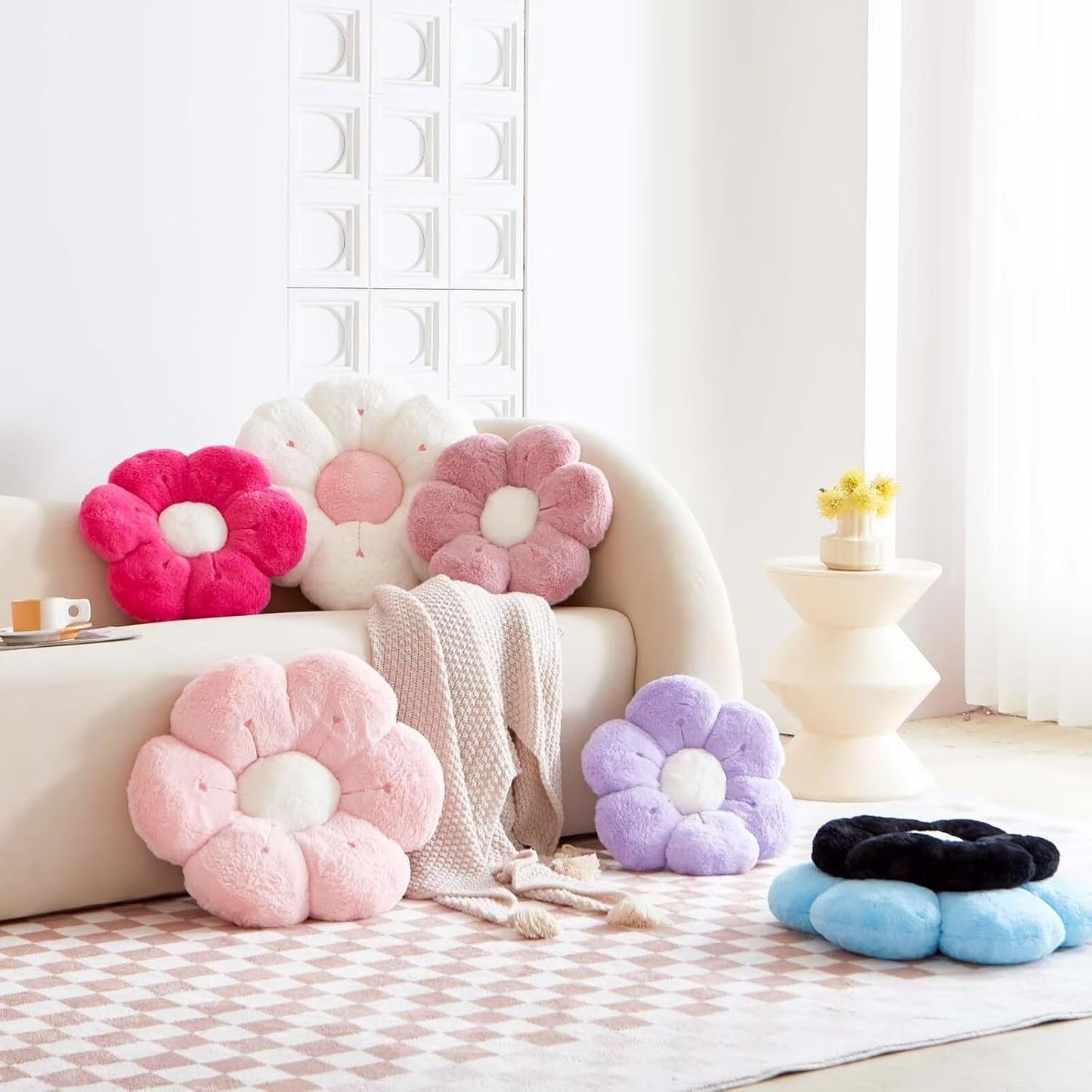 Flower Pillow, Cute Flower Shaped Decorative Pillow, Soft Rabbit Fur Daisy Pillow Home Decor Floor Seating Cushion for Bedroom Living Room (Pink 19.6 Inch)