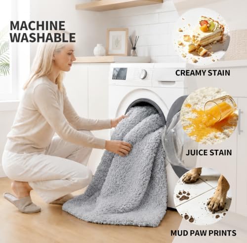 ILANGO Bathroom Rugs 32" × 20", Extra Soft Absorbent Microfiber Bath Rugs - Image 3