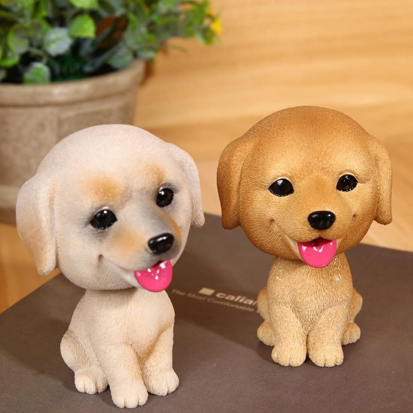 Resin Bobbing Head Dog Figurines Mini Bobblehead Puppy for Home Office Desk Car Dashboards Decor Ornaments (Golden Retriever)
