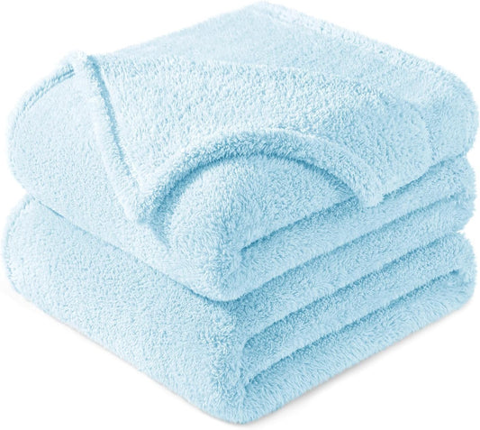 Exclusivo Mezcla King Size Flannel Fleece Blanket, Super Soft Velvet Plush Bed Blanket, Fuzzy Cozy and Warm for All Seasons, 90x104 Inches, Light Blue