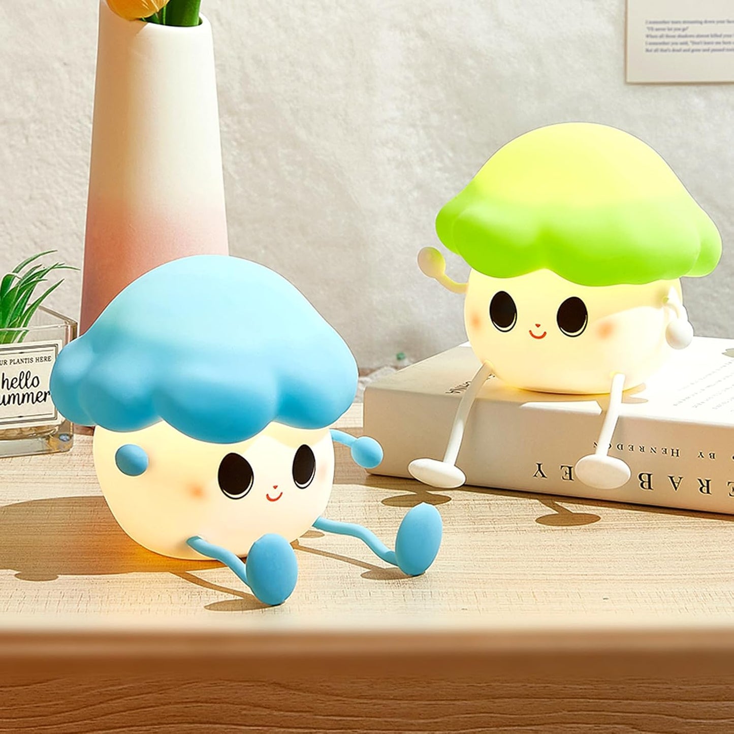 Mushroom Night Light for Kids, Cute Silicone Night Light, 7 Adjustable Color Breathing Mushroom Lamp, Rechargeable USB LED Touch Light for Children's Room Decor, Christmas Birthday Gift (Red)