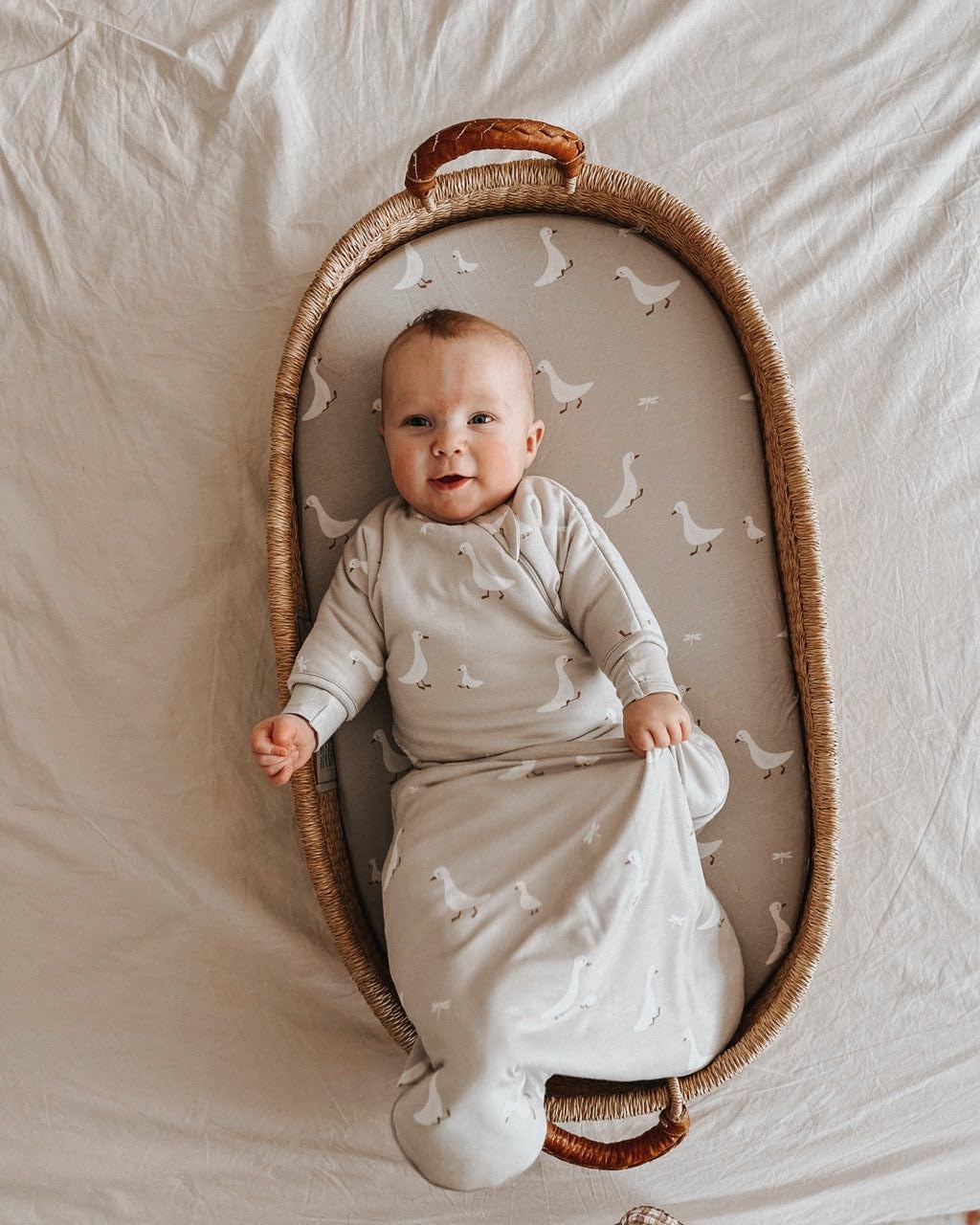 GUNAMUNA Long-Sleeve Transitional Swaddle Sleep Bag 1.0 TOG – Soothes Infants 3-6 Months, Easy Diaper Changes with WONDERZiP