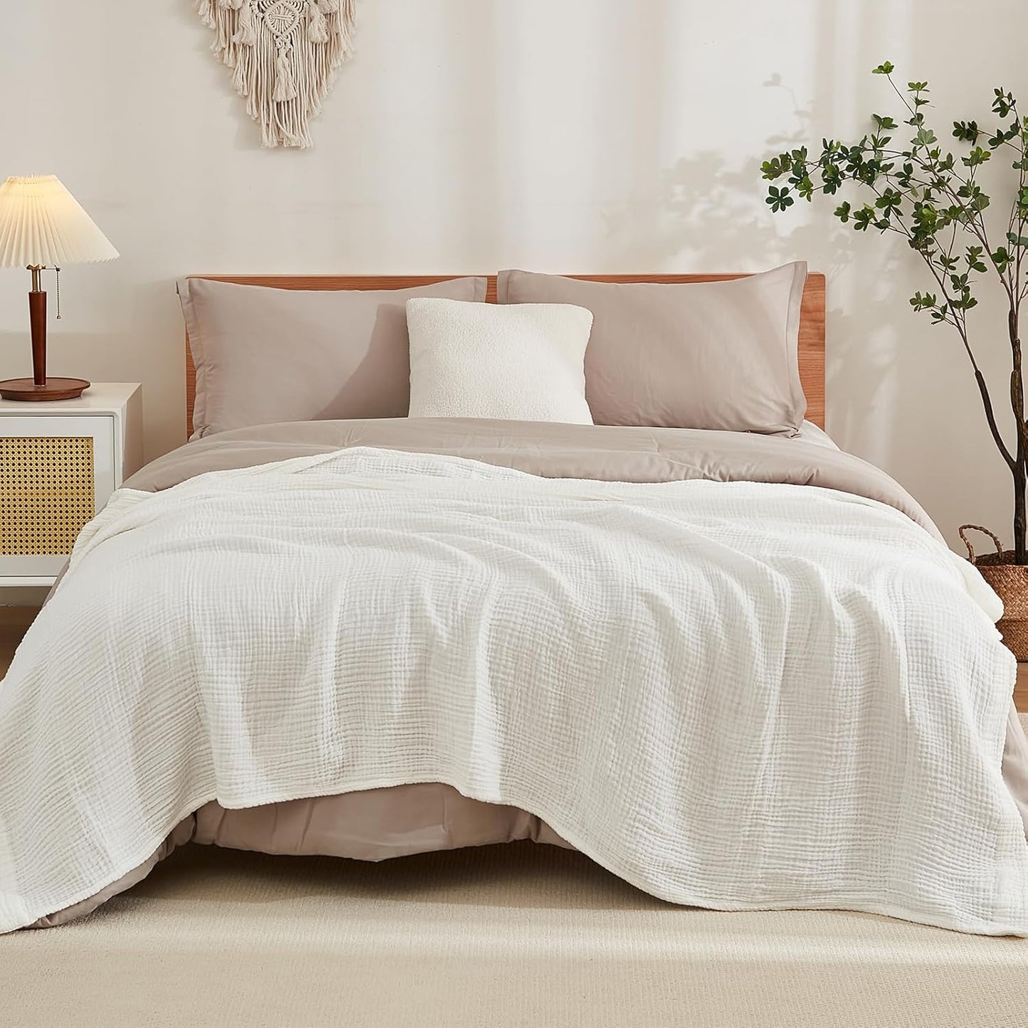 EMME Cotton Blanket Queen Size for Bed Soft Large Muslin Bed Bedspread 90"x90" Lightweight Breathable White Blanket All Season Gauze, White