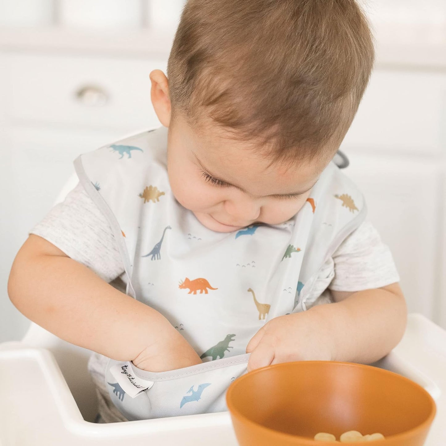 Tiny Twinkle Mess Proof Baby Bibs for Eating - Waterproof, Wipeable Bibs - Toddler Bibs - Travel Friendly - PFAS, PVC, BPA, Phthalate Free - Baby Food Bibs(3 Pack,Sea, Dino)
