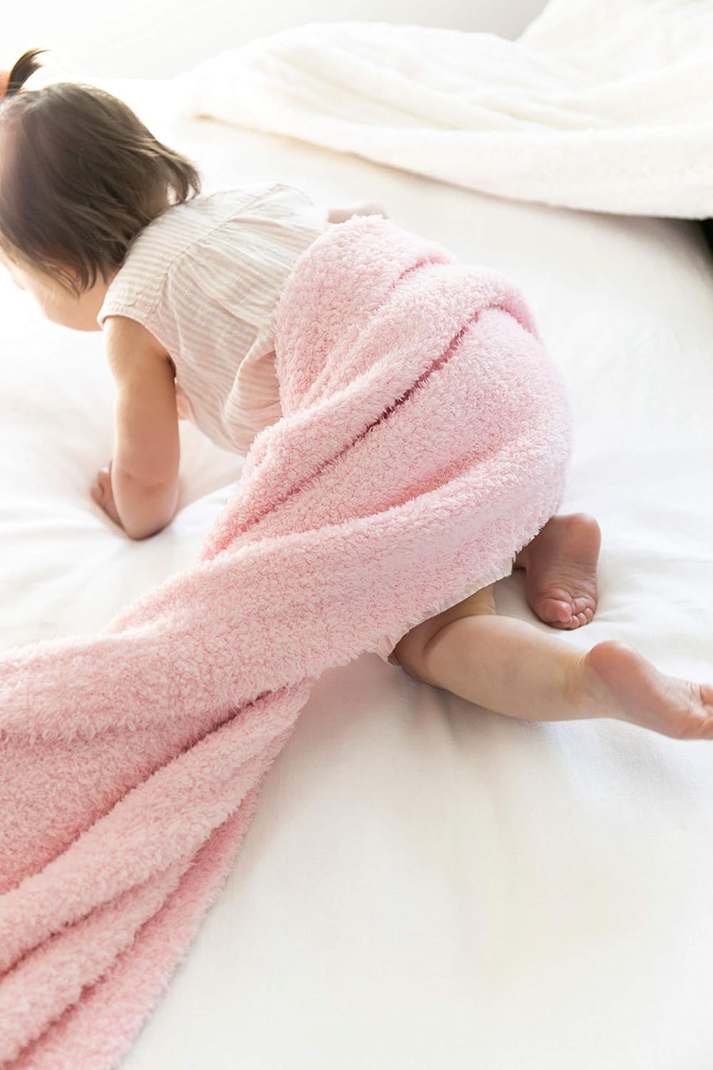 SARANONI Bamboni Luxury Baby Blanket | Plush Blanket for Infant Boys & Girls | Receiving Blanket 30” x 40” | Light Pink
