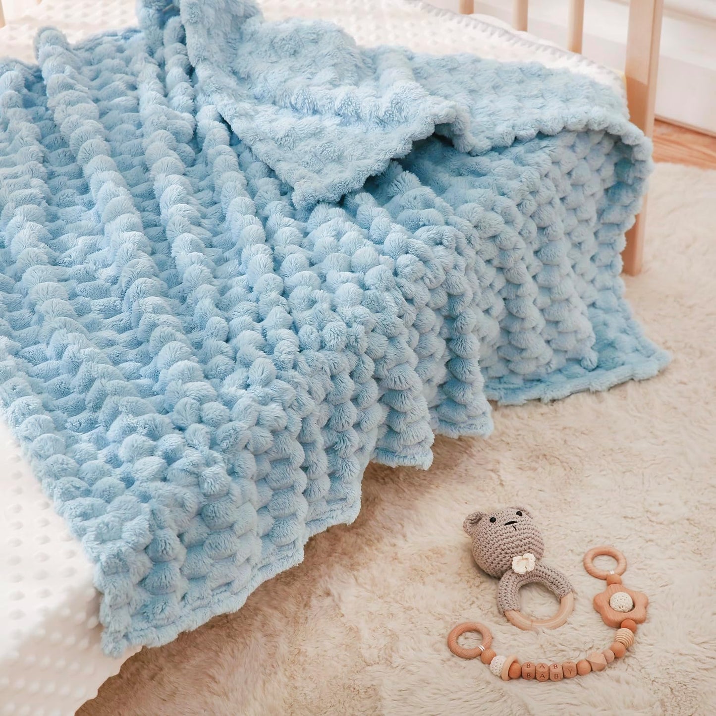 HOMRITAR 4 Pcs Baby Blanket for Unisex 3D Flannel Fleece Fluffy Blankets for Baby Soft Plush Breathable Bed Blanket for All Season Toddler Infant or Newborn 30 x 40 Inch (2 Pcs Blue, 2 Pcs Cream)