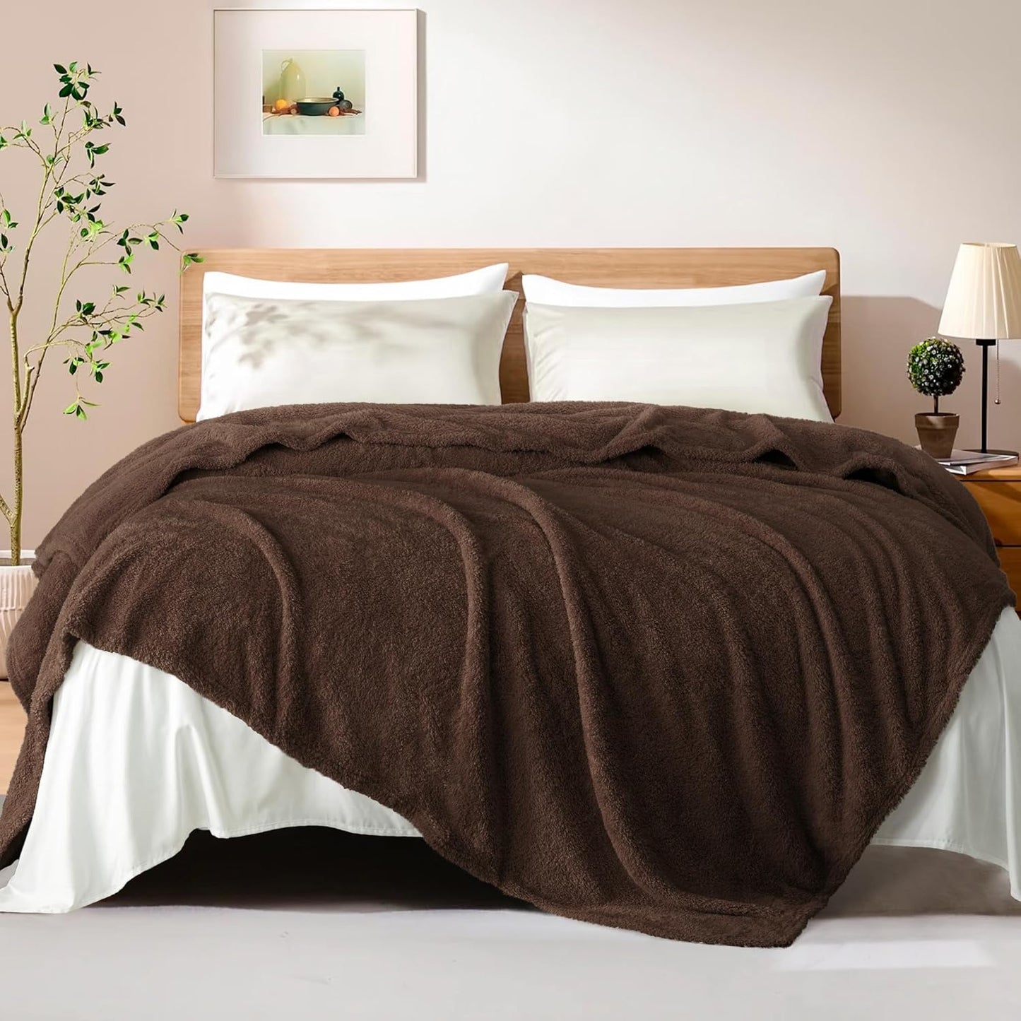Exclusivo Mezcla Fleece Queen Blankets for Bed, Soft and Cozy Blankets for Women Men Girls Kids, Suitable for All Seasons, Coffee,90x90 Inches