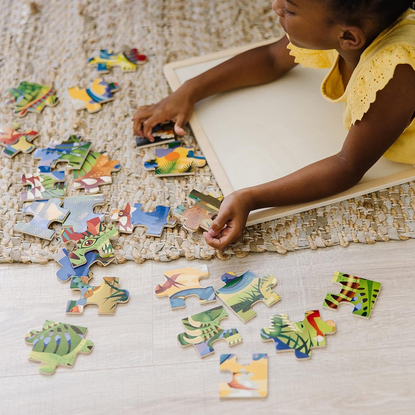 Melissa & Doug Dinosaurs Wooden Jigsaw Puzzle with Storage Tray (24 pcs)