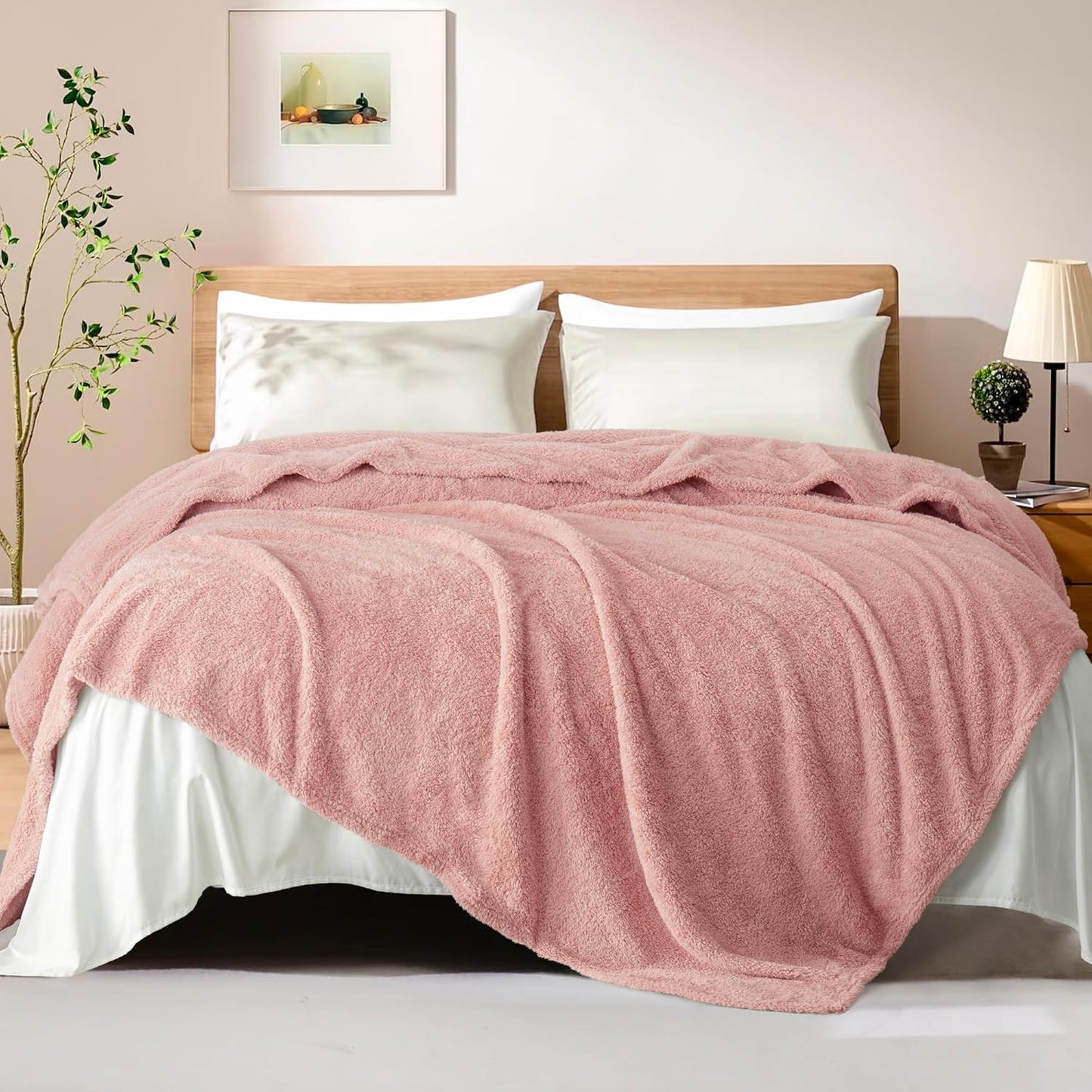 Exclusivo Mezcla Fleece Blanket for Couch, Soft and Cozy King Blankets for Women Men Girls Kids, Suitable for All Seasons, Dusty Pink, 90x104 Inches