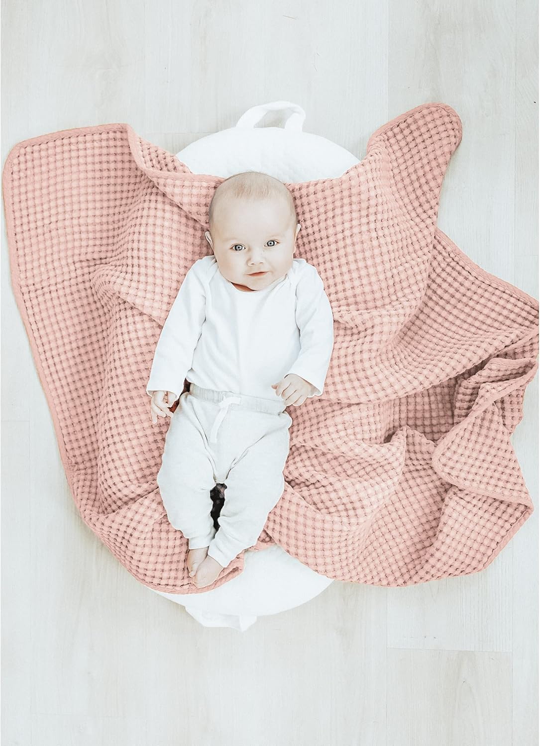 Konssy Waffle Baby Blanket - Soft & Cozy Nursery Swaddle Blanket, Lightweight Toddler Throw for Boys & Girls, Ideal for Wrapping(Pink)