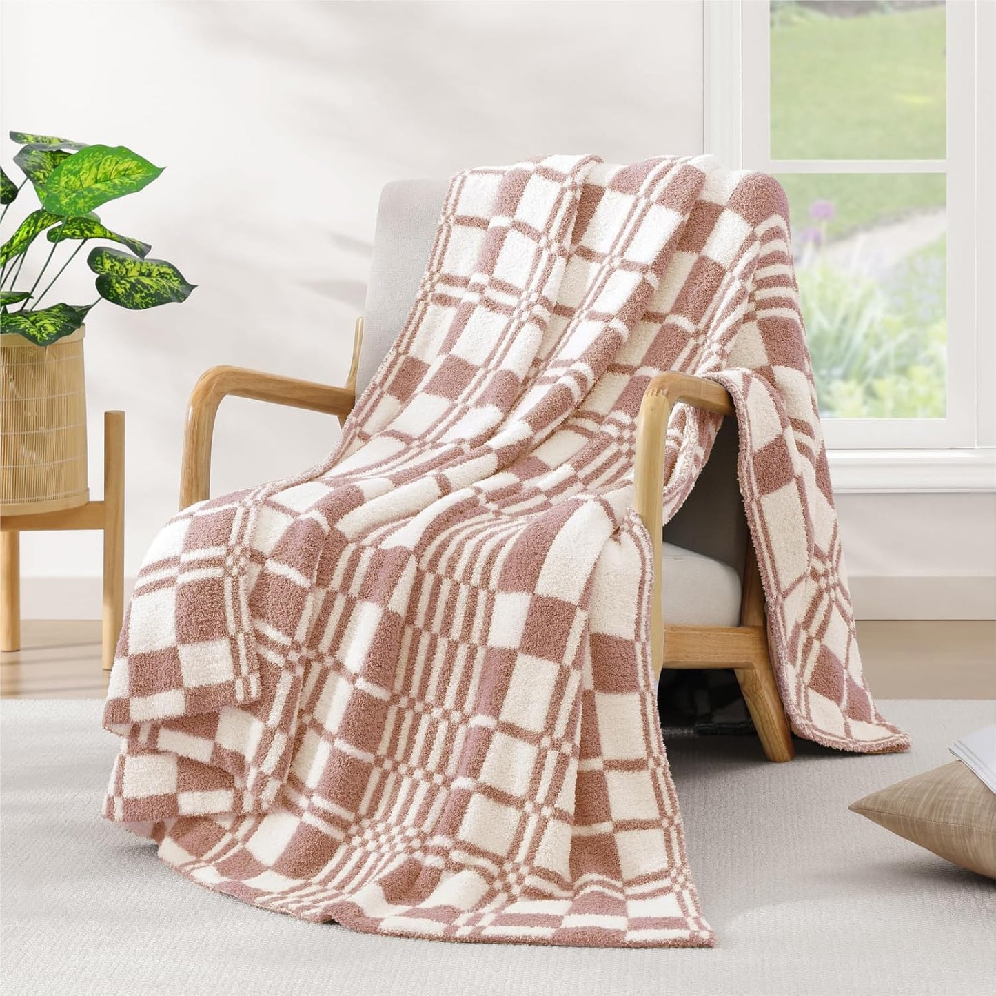 WRENSONGE Checkered Throw Blanket, Clay Pink Soft Cozy Fluffy Warm Hand Made Throw Blankets for Couch, Sofa, Chair, Bed, Camping, Picnic, Travel Lightweight Bed Blanket - 50"*60"