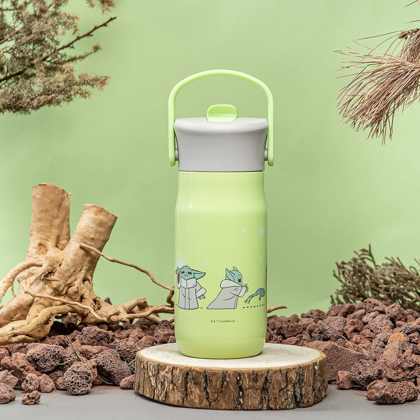 Zak Designs Harmony Star Wars The Mandalorian Kid Water Bottle for Travel or At Home, 14oz Recycled Stainless Steel is Leak-Proof When Closed and Vacuum Insulated (Baby Yoda, Grogu)