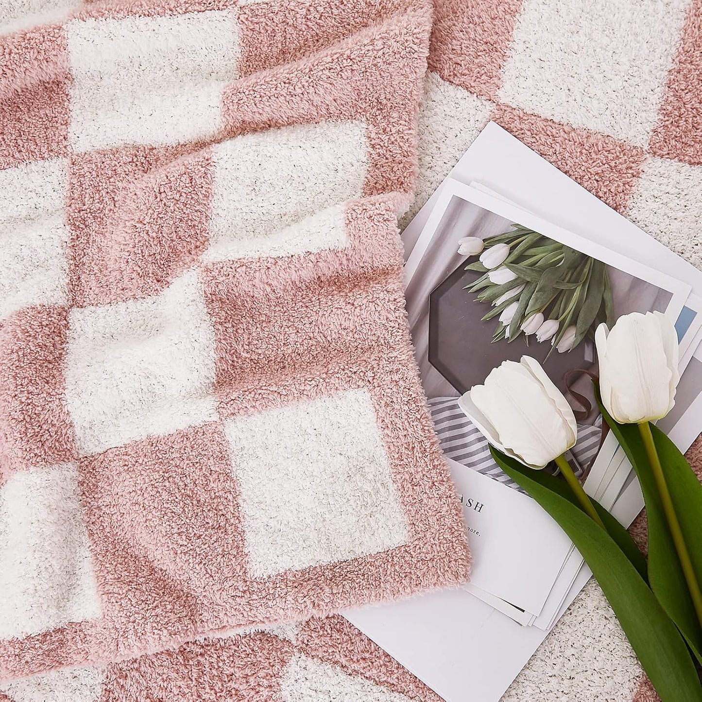 WRENSONGE Checkered Throw Blanket, Pink Soft Cozy Fluffy Warm Hand Made Throw Blankets for Couch, Sofa, Chair, Bed, Camping, Picnic, Travel Lightweight Bed Blankets for Women Mothers Birthday Gifts