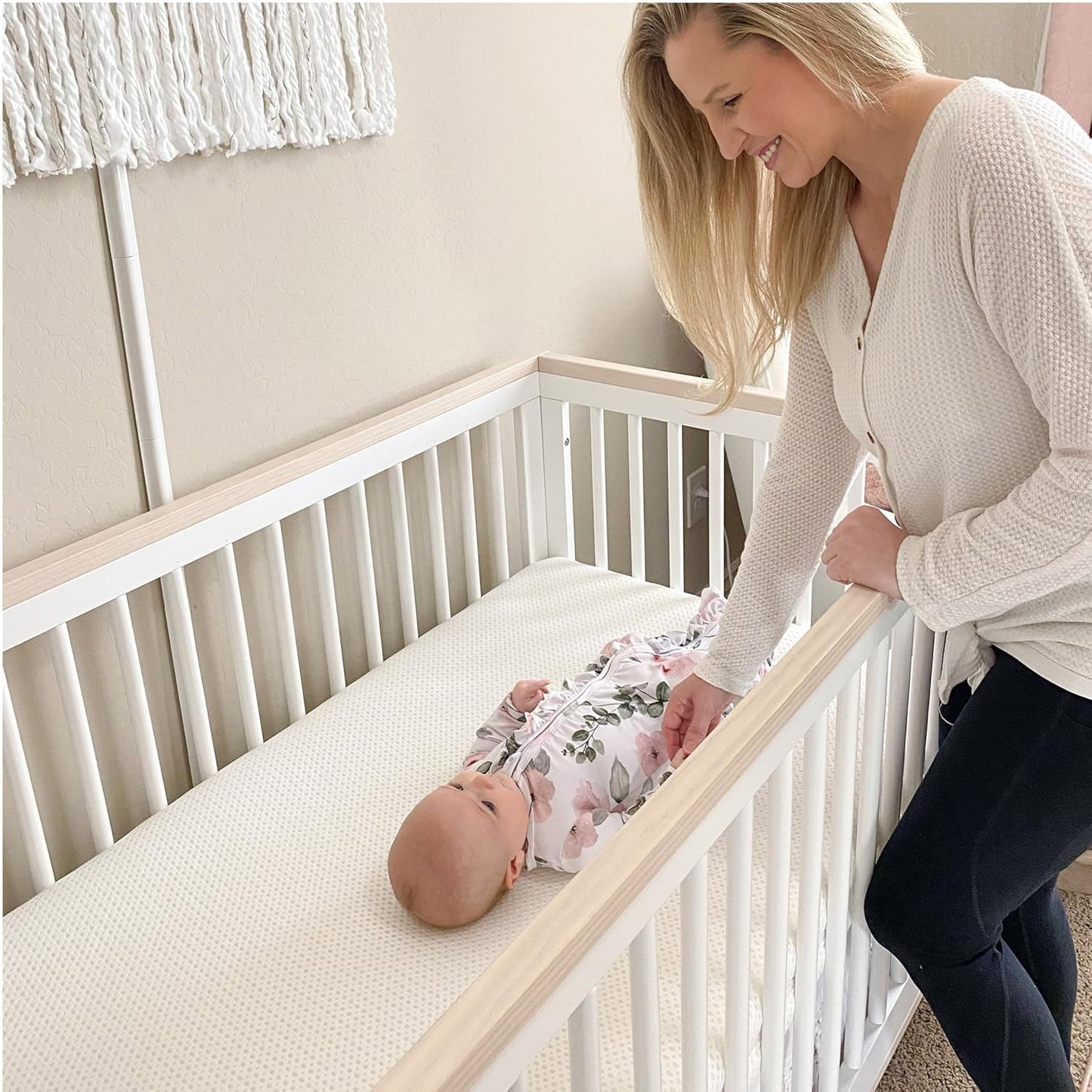 Newton Baby Essential Crib Mattress - Safe, Ultra-Breathable & Machine Washable Infant Crib Mattress, Removable Cover, Thick Cushion - White